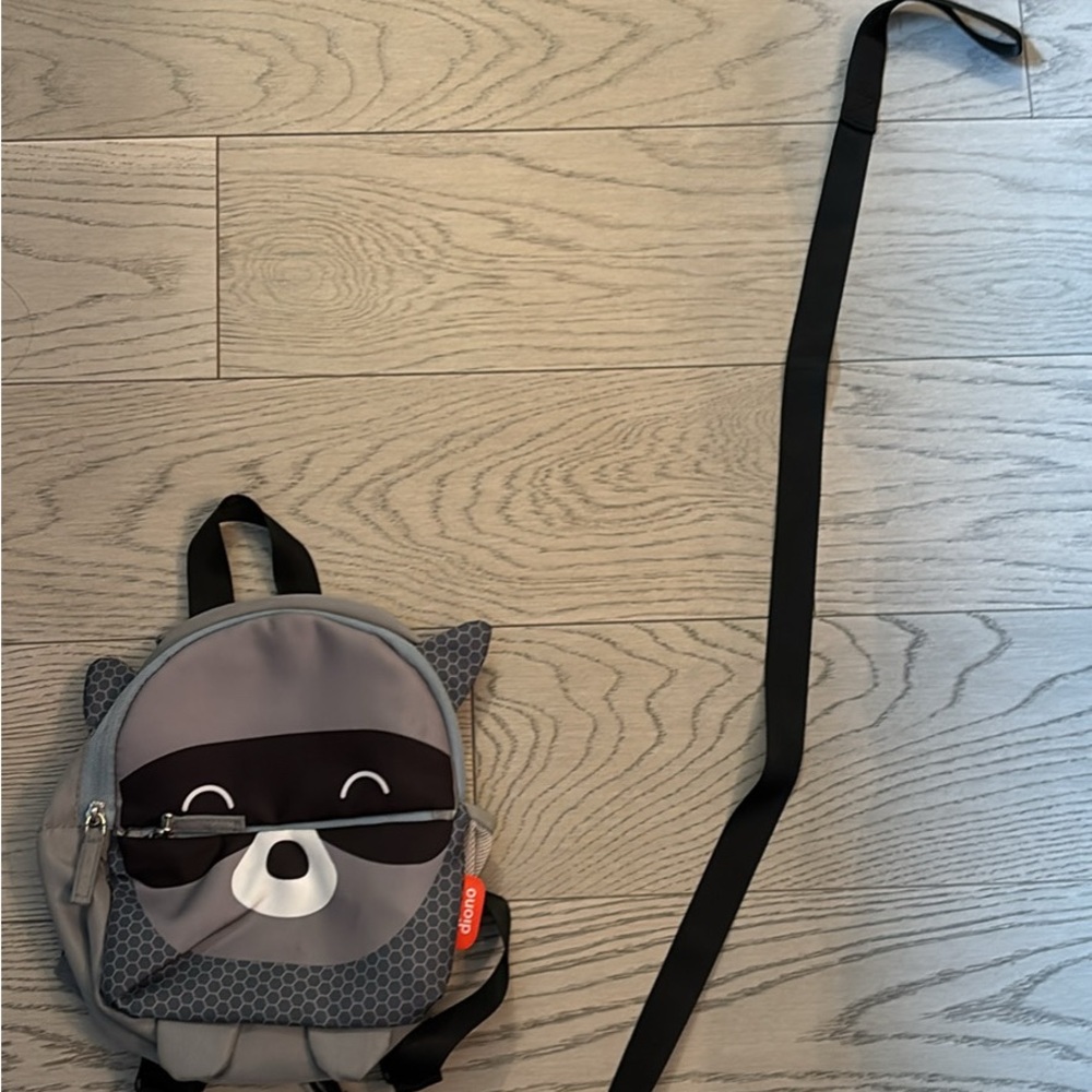 Diono Gray and Black Raccoon Kids Backpack with Leash /strap